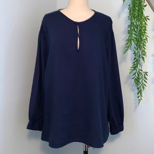 Old Navy Woman’s shirt